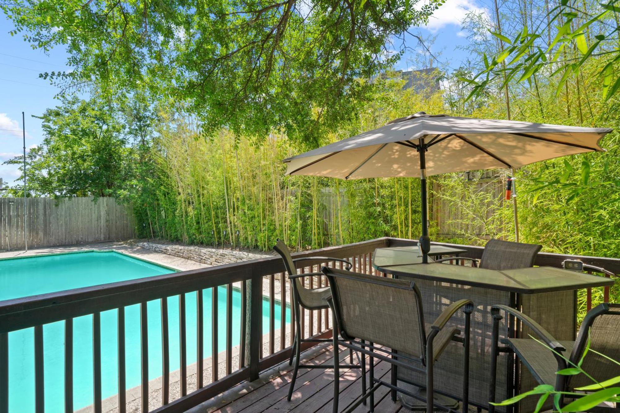 Villa Bamboo Oasis-Relaxing Hot Tub-Family Time San Antonio Esterno foto